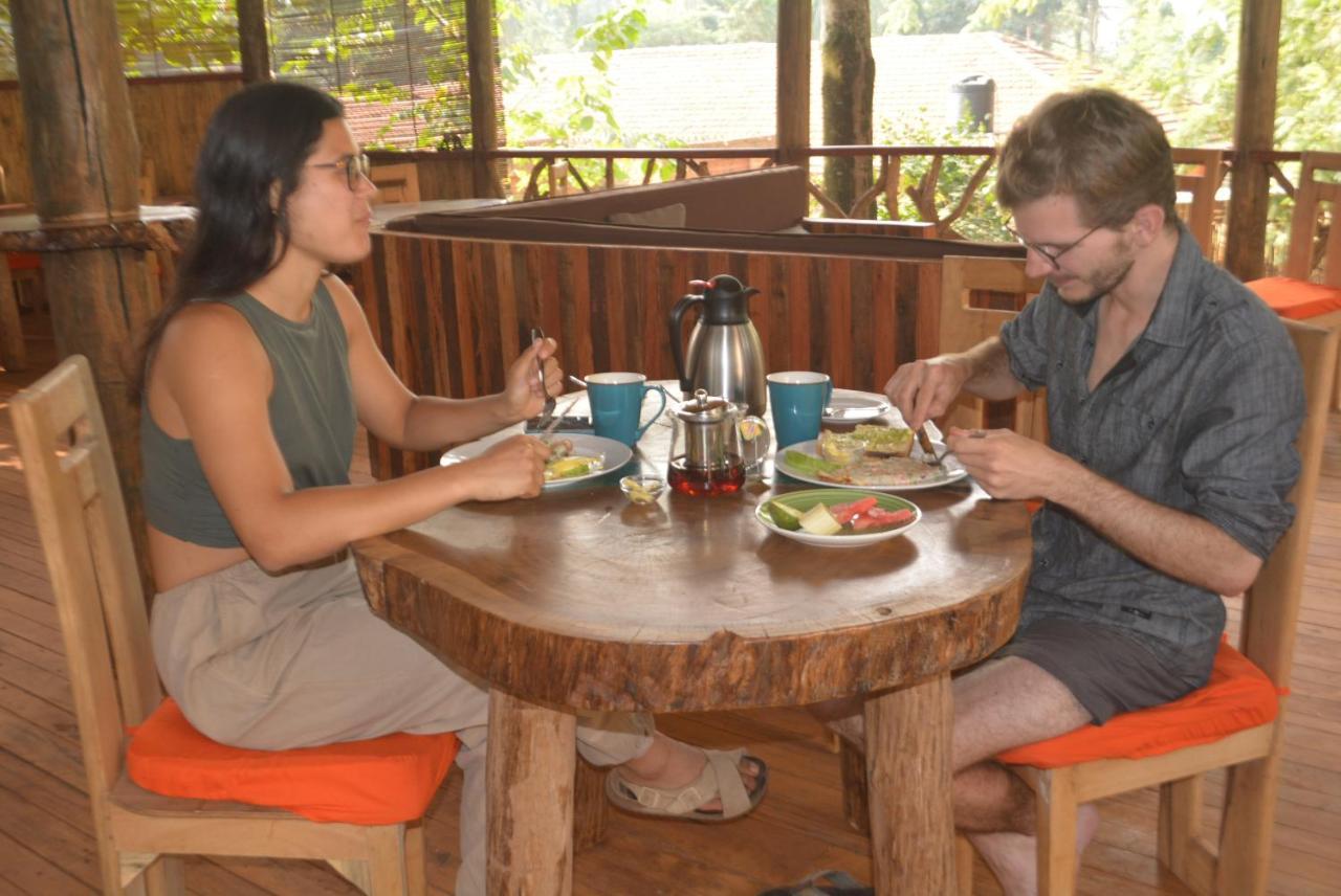 Albergue Jinja Backpackers Exterior foto