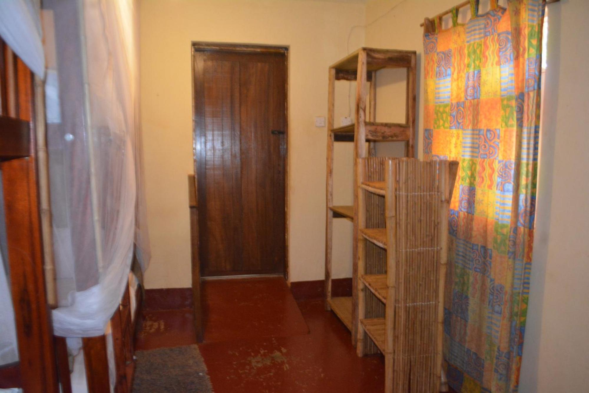 Albergue Jinja Backpackers Exterior foto