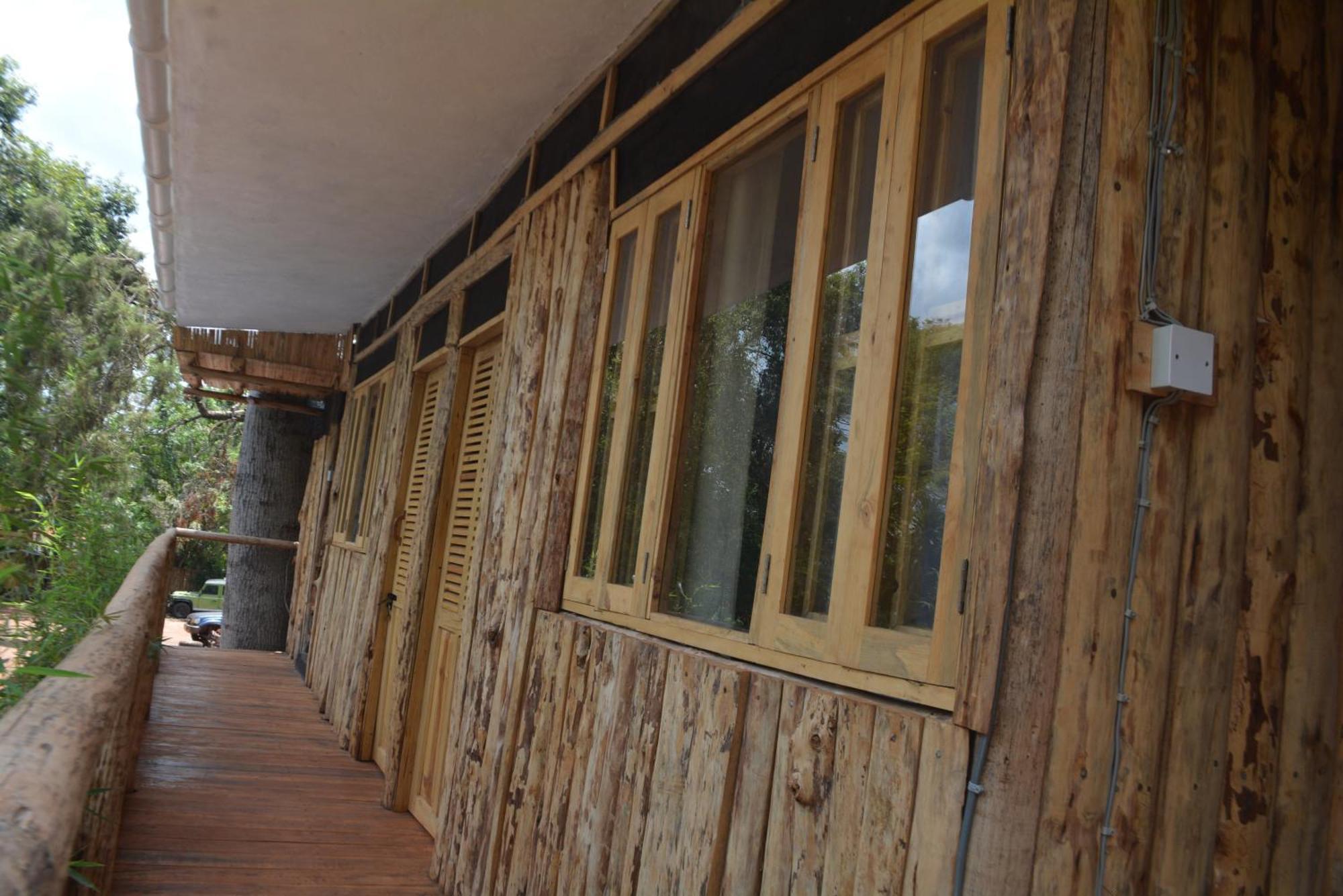 Albergue Jinja Backpackers Exterior foto