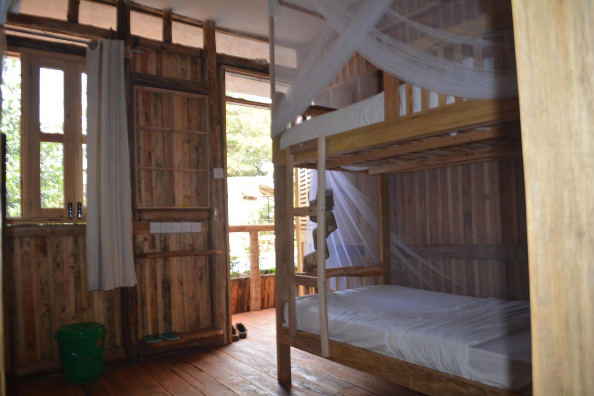 Albergue Jinja Backpackers Exterior foto